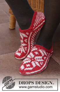 Free patterns - Christmas Socks & Slippers / DROPS Extra 0-1057