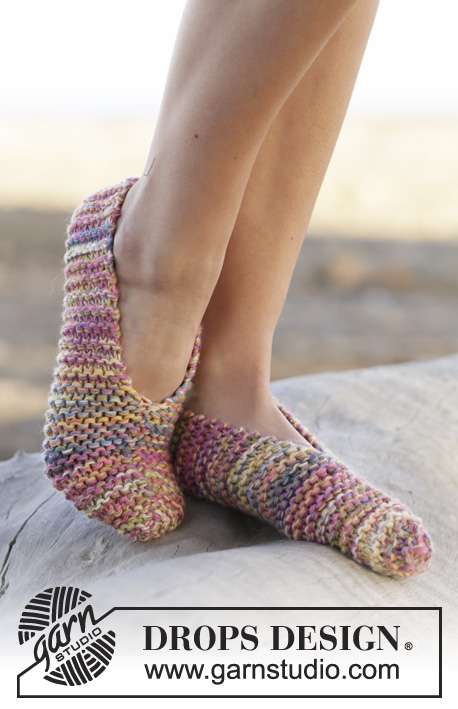 Spring Around / DROPS Extra 0-1094 - Knitted DROPS slippers in garter st in 4 strands ”Fabel”. Size 35 - 43.