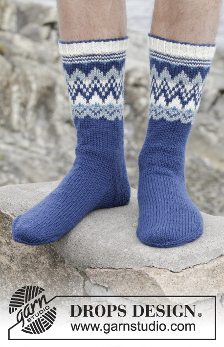 Ólafur Socks / DROPS Extra 0-1147 - DROPS pánské ponožky s norským vzorem pletené z příze Karisma nebo Merino Extra Fine. Velikost: 35-46.