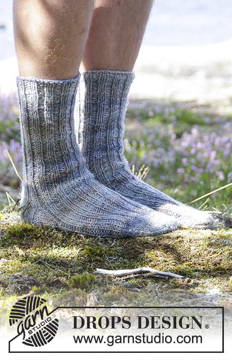 River Socks / DROPS Extra 0-1162 - Prjónaðir sokkar fyrir herra í stroffprjóni úr DROPS Fabel. Stærð 38-46.