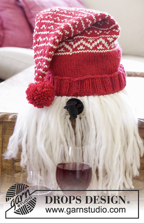 Merrier Christmas / DROPS Extra 0-1195 - Knitted Santa wine cover in DROPS Nepal and beard in DROPS Snow with Nordic pattern and pompom. Theme: Christmas.