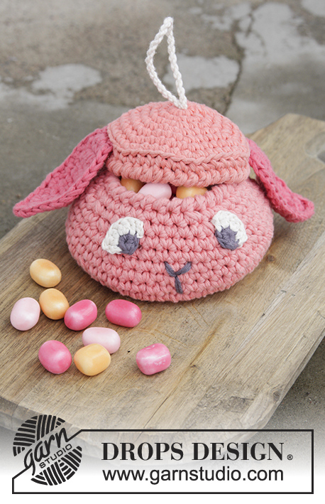 Gummy Bunny / DROPS Extra 0-1375 - Wielkanocny koszyczek królik z pokrywką, przerabiany 2 nitkami włóczki DROPS Paris.