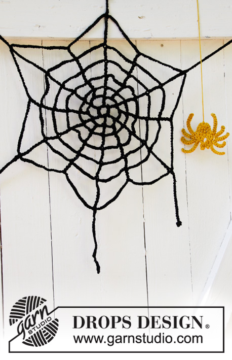 Miss Spider's House / DROPS Extra 0-1426 - Gehaakte spinneweb in DROPS Paris. Thema: Halloween.