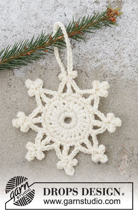 Snow Crystal / DROPS Extra 0-1468 - Estrella a ganchillo para Navidad en DROPS Cotton Merino. Tema: Navidad.