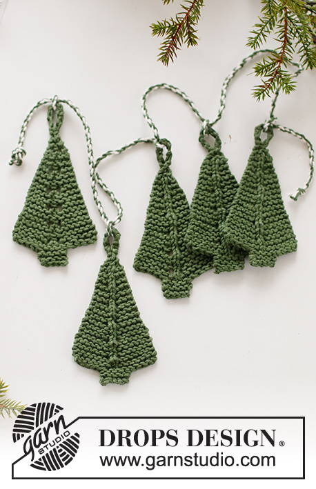 Forest Garland / DROPS Extra 0-1544 - Knitted Christmas tree decoration in DROPS Paris. The piece is worked top down with garter stitch. Theme: Christmas.