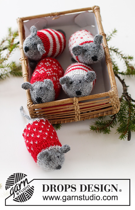 Christmas Mice / DROPS Extra 0-1548 - Stickad mus julpynt med nordiskt mönster och ränder i DROPS Fabel. Tema: Jul.