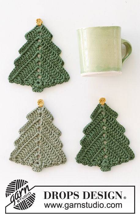 Christmas Tree Coasters / DROPS Extra 0-1559 - Base para copos em forma de árvore de Natal crochetado em DROPS Paris. Tema: Natal.