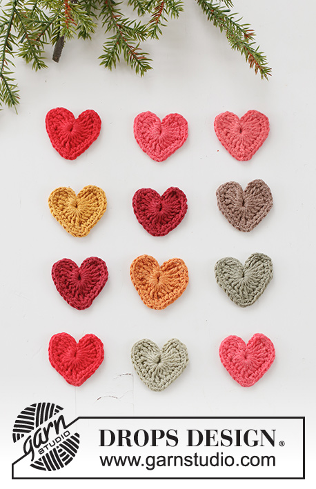 Tiny Happy Hearts / DROPS Extra 0-1564 - Gehäkelte Herzen in DROPS Safran. Thema: Weihnachten.