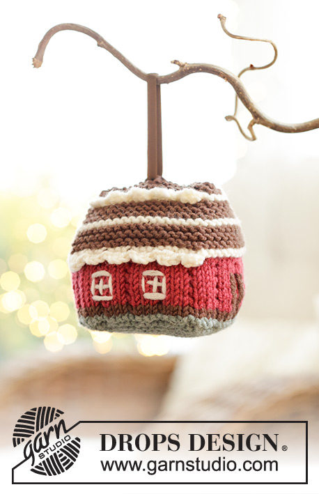 Winter's Tale / DROPS Extra 0-1608 - Knitted house/Christmas decoration in DROPS Merino Extra Fine. The piece is worked in the round, bottom up. Theme: Christmas.