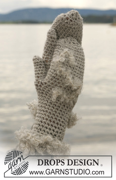 DROPS Extra 0-421 - Crocheted DROPS mittens in ”Alaska” with edge in ”Puddel” 