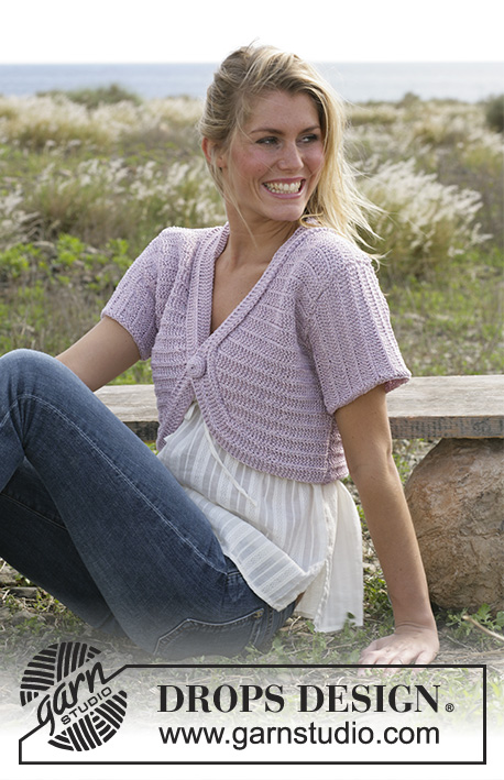 DROPS Extra 0-425 - DROPS top knitted from side to side, in “Muskat”.