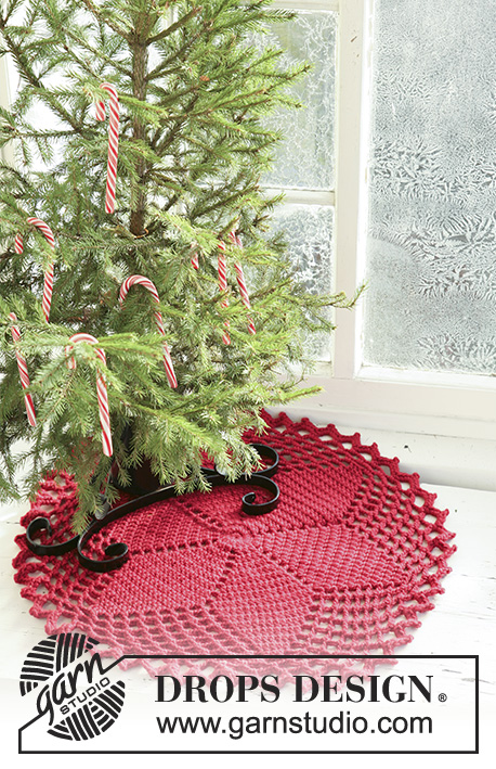 Red Star / DROPS Extra 0-526 - Crochet Christmas rug with star pattern in DROPS Snow. Theme Christmas