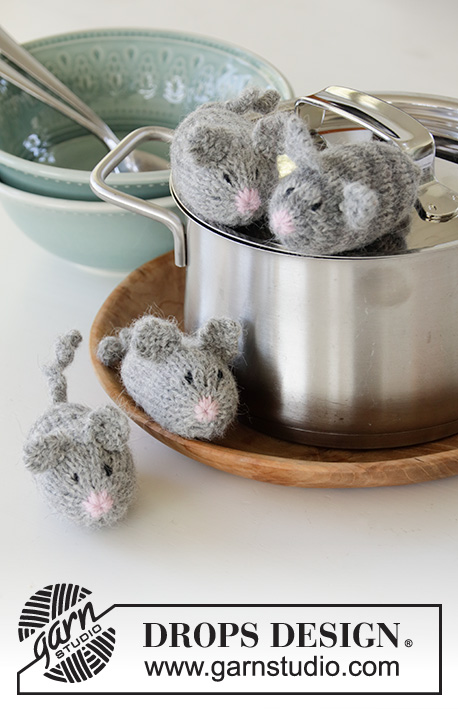 Not a Creature was Stirring... / DROPS Extra 0-530 - Knitted DROPS Christmas mice in ”Alpaca”.