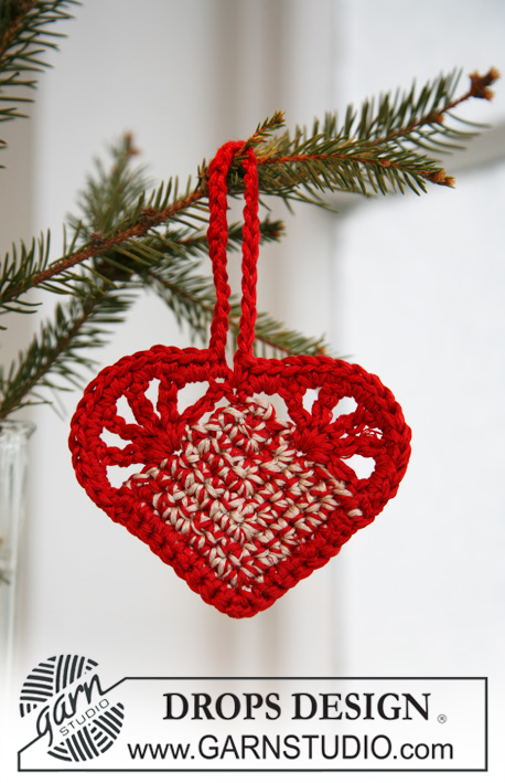 Have a Heart / DROPS Extra 0-571 - Crochet Christmas tree decoration in DROPS Cotton Viscose. Piece is worked as a heart. Theme: Christmas