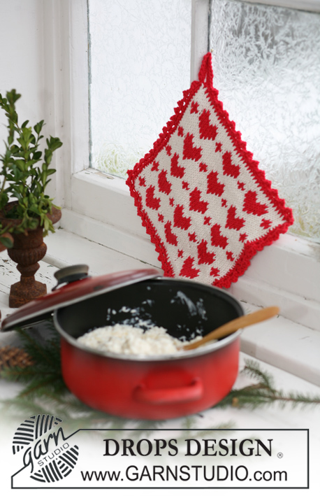 Lovely Cooking / DROPS Extra 0-587 - Knitted DROPS pot holder in DROPS Paris. Piece is worked with pattern with heart and crochet edge. Theme: Christmas