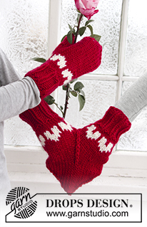 Free patterns - Christmas Mittens / DROPS Extra 0-610