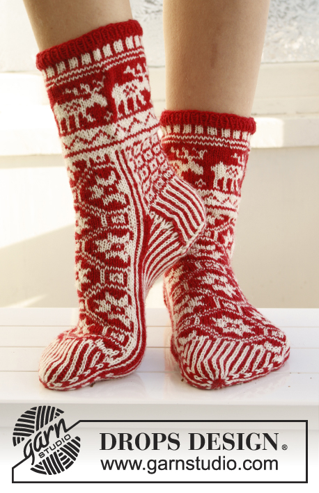 Christmas Fable / DROPS Extra 0-789 - Pletené DROPS vánoční ponožky z  příze „Fabel“. 