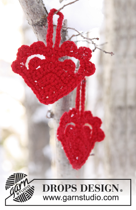 Heartflakes / DROPS Extra 0-798 - Coração de Natal em croché em DROPS Nepal ou DROPS Alaska. Tema: Natal