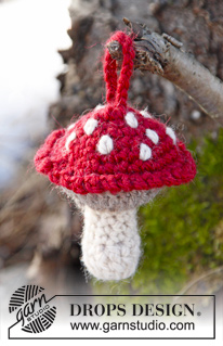 Fairy Garden / DROPS Extra 0-862 - Crochet DROPS Christmas mushroom in Nepal.