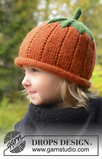 Sweet Pumpkin / DROPS Extra 0-966 - Knitted pumpkin hat for baby and children in DROPS Karisma. Sizes 0 - 8 years. Theme: Halloween