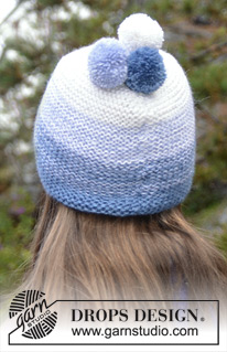 Blue Sky / DROPS Extra 0-979 - Knitted DROPS hat with stripes in 2 strands ”BabyAlpaca Silk”.