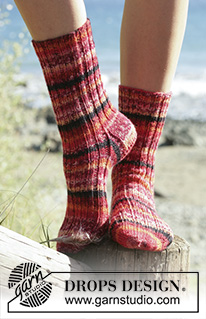Free patterns - Chaussettes / DROPS 100-17