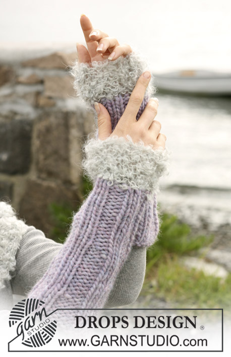 DROPS 102-31 - DROPS beret in ”Snow”. Neck and pulse warmer with Rib in ”Snow” and ”Puddel