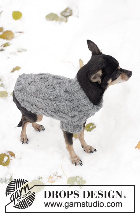 The Lookout / DROPS 102-43 - Gestrickter Pullover für Hunde mit Zopfmuster in DROPS Karisma