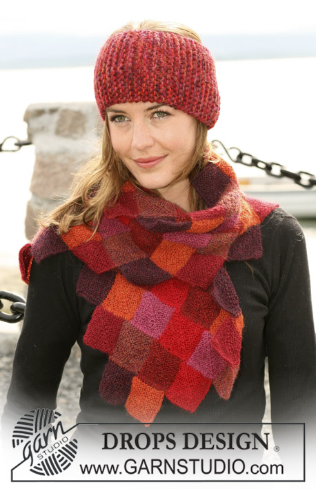 DROPS 103-3 - The set consist of: A Domino knitted DROPS scarf and a DROPS headband in garter sts with ”Alpaca”.