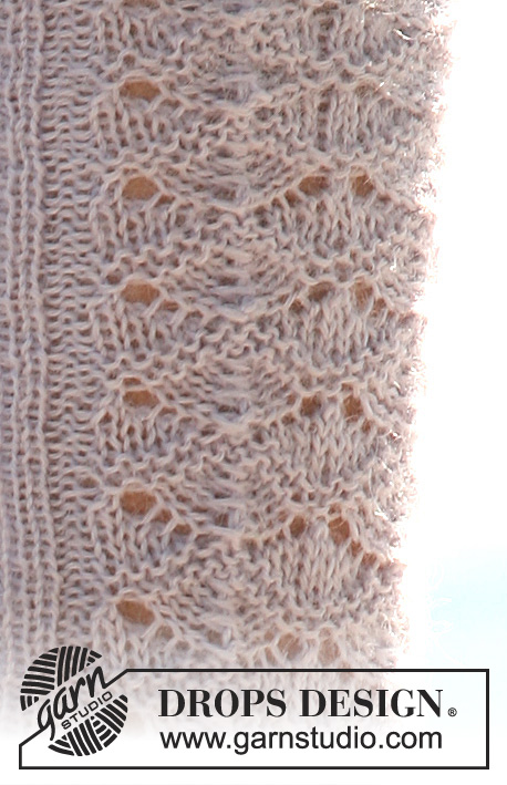 DROPS 105-41 - DROPS socks in lace pattern in “Alpaca” or “Fabel”. 