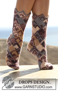 Free patterns - Chaussettes / DROPS 105-43