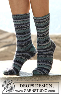 Free patterns - Chaussettes / DROPS 105-44