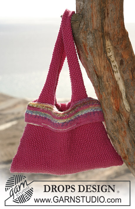 DROPS 106-14 - DROPS knitted bag in moss st in “Silke-Alpaca” and “Fabel”.