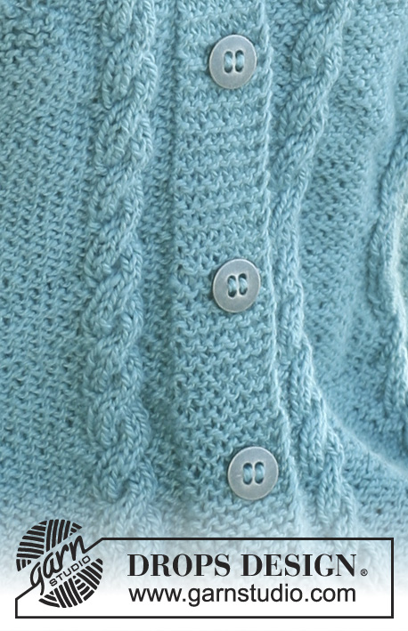 Blue Azure / DROPS 106-28 - Rozpinany sweter na drutach, w formie trapezu, z warkoczami i ściegiem strukturalnym, z włóczki DROPS Silke Alpaca – od S do XXXL