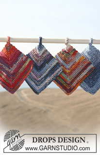 DROPS 107-33 - DROPS crochet potholders in “Muskat Soft”. Pair of 2.