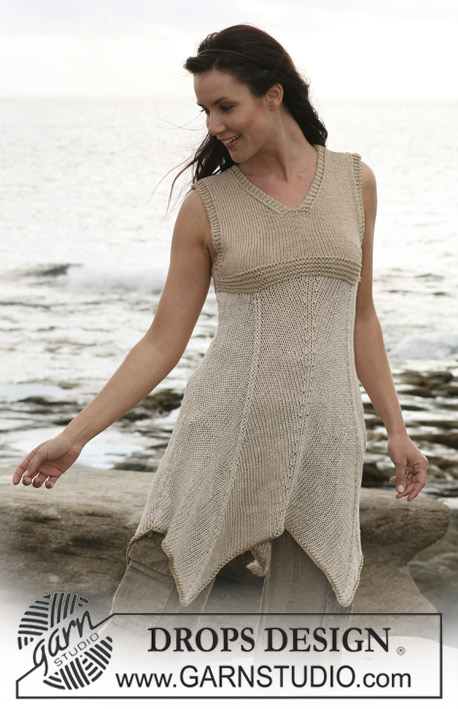 Wood Fairy Tunic / DROPS 107-7 - Wide DROPS tunic in “Bomull-Lin” and “Cotton Viscose”.  Size S – XXXL