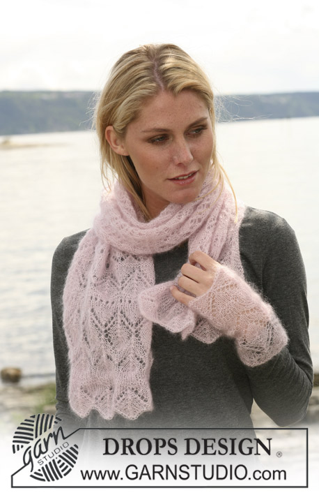 DROPS 108-4 - DROPS scarf and wrist warmers in lace pattern in ”Kid-Silk”.