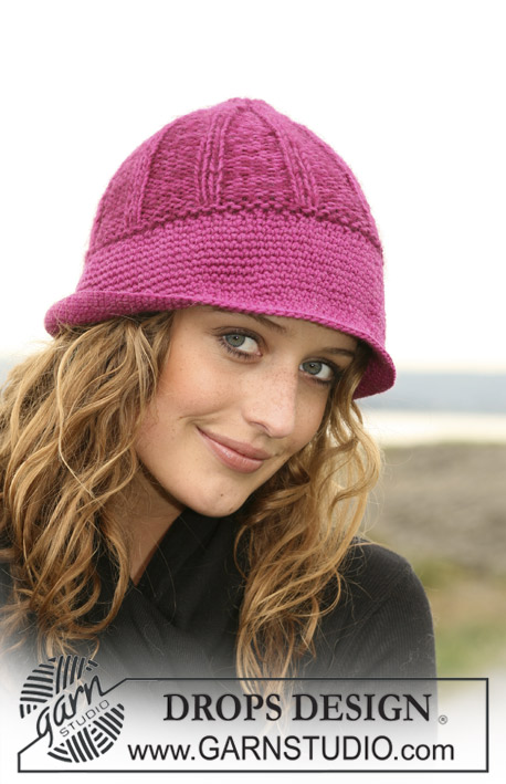 Elementary / DROPS 109-11 - Knitted DROPS hat in ”Karisma Superwash” with wide crochet bottom edge. 