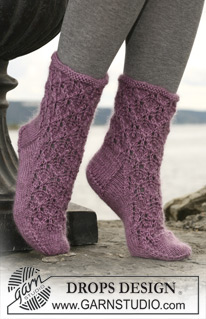 Free patterns - Women's Socks & Slippers / DROPS 109-34