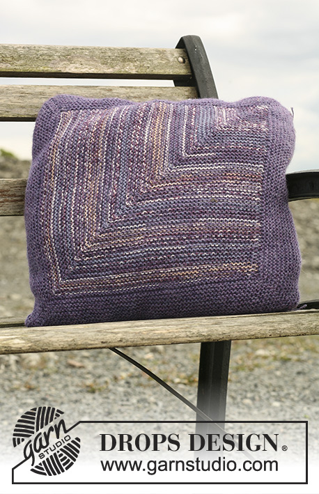 Domino Pillow / DROPS 109-62 - Cushion with large domino diamond in DROPS Fabel and Alpaca
