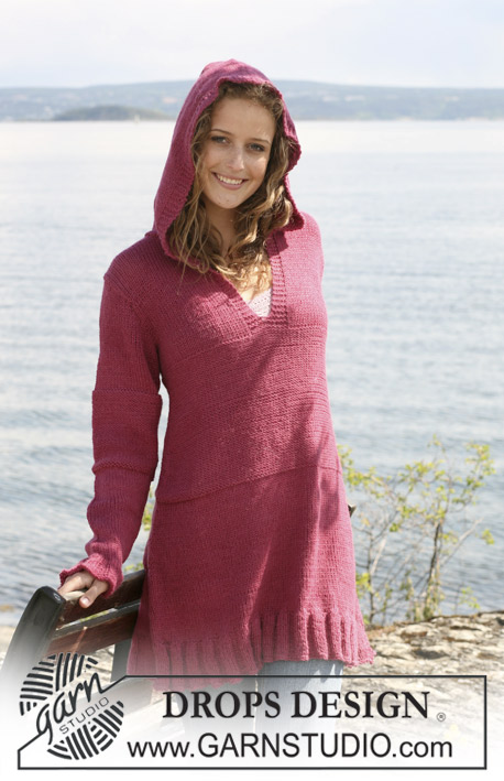 River Maid / DROPS 109-9 - Knitted DROPS jumper in 2 threads ”Alpaca”.
Size S- XXXL.
