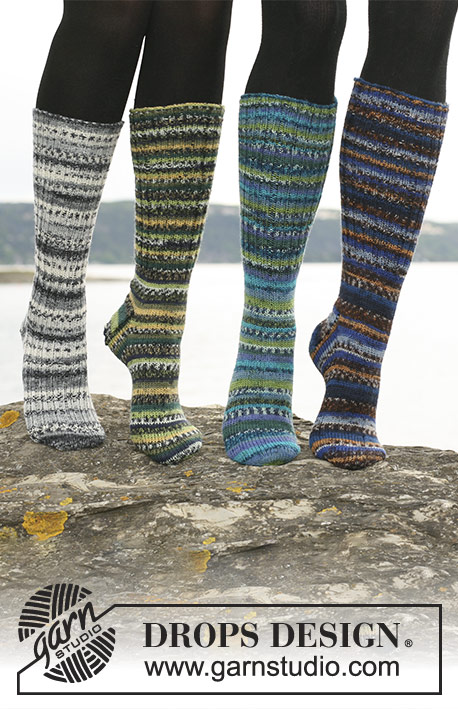 Pippi Jumps / DROPS 110-31 - Long DROPS socks in ”Fabel” with foot in rib or stocking st. 