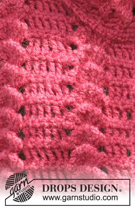 DROPS 110-8 - Crochet DROPS scarf with fan-pattern in 2 threads ”Alpaca”. 