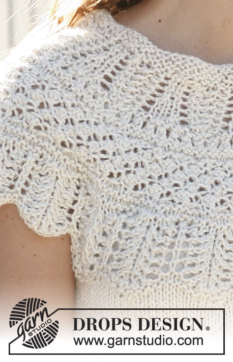 Corolla / DROPS 113-16 - Knitted DROPS top with yoke in textured pattern in Silke Alpaca or 2 threads BabyAlpaca Silk. Size S - XXXL.