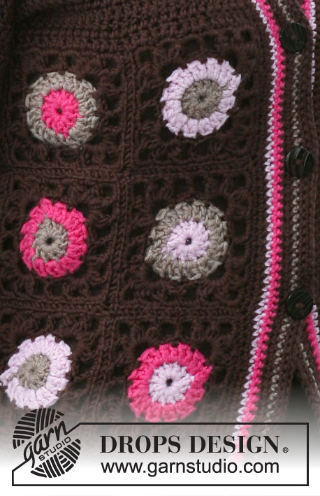 Say It With Flowers / DROPS 115-14 - Veste DROPS au crochet en « Merino Extra Fine », avec carrés au crochet. Du S au XXXL.
