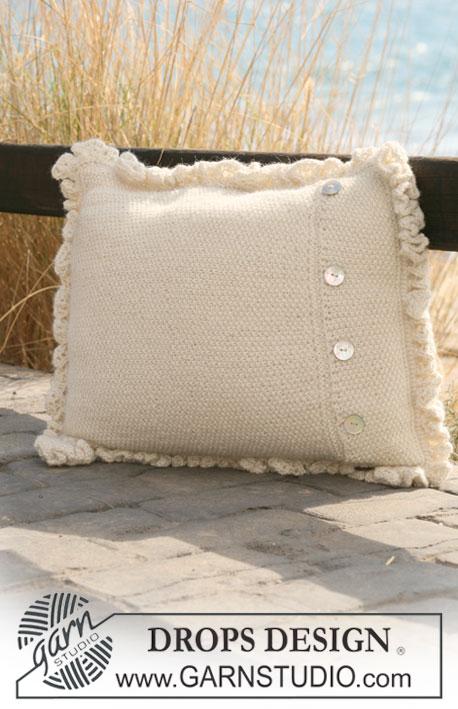 Snow Bunting / DROPS 118-44 - Knitted DROPS cushion cover with flounce border in 2 threads ”Alpaca”. 