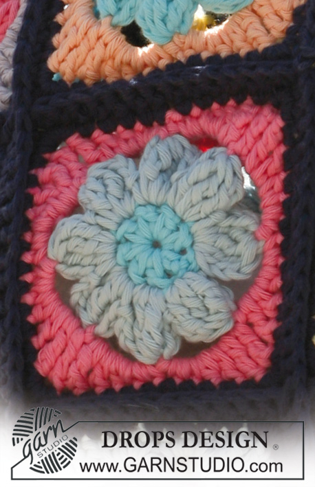 Flower Mix / DROPS 120-7 - DROPS bag and mobile phone pocket in ”Paris” with crochet squares. 