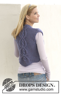 Vest Divine / DROPS 121-10 - Knitted DROPS waistcoat with cables in ”Snow”. Size S/M - XXL/XXXL