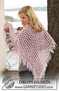 Flamingo / DROPS 123-22 - Crochet DROPS shawl in ”Snow” and ”Vivaldi”. 