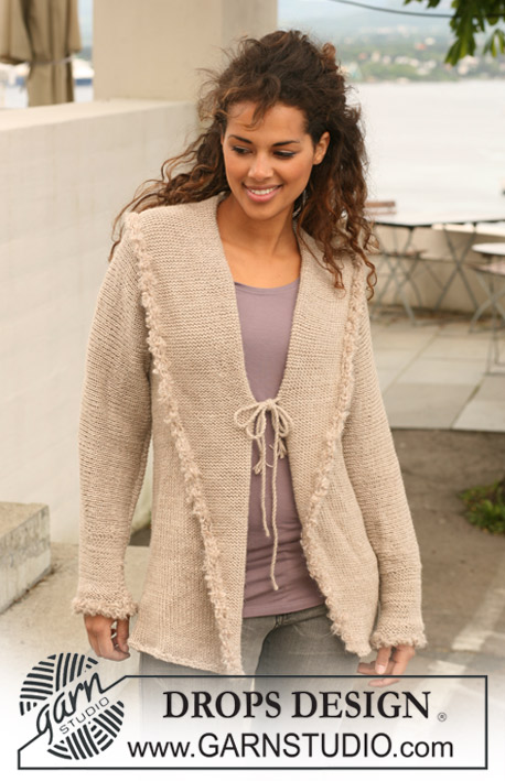 Fringed Delight / DROPS 123-5 - DROPS jacket in stockinette st in ”Nepal” with crochet borders in ”Puddel”. Size S-XXXL.
